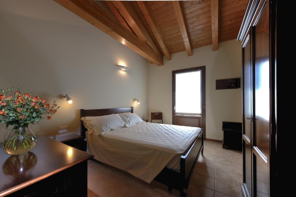 Agriturismo Olistella Palazzolo dello Stella Δωμάτιο φωτογραφία